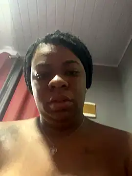 Priihmedeiros online show from October 19, 9:55 am