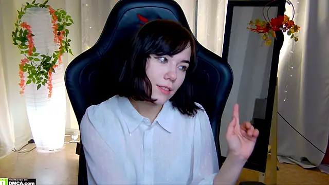 Kelly foox online show from November 4, 9:58 am