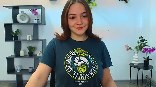 OliviaMontgommery online show from October 5, 5:12 am