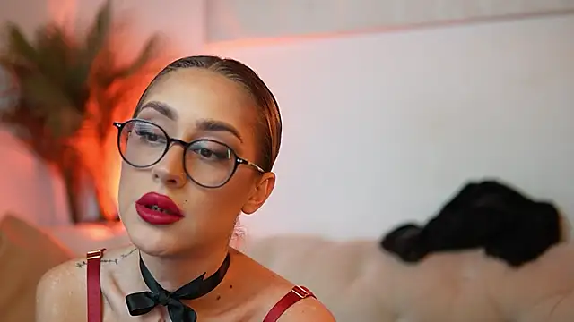 AileenKiss online show from November 27, 8:56 pm