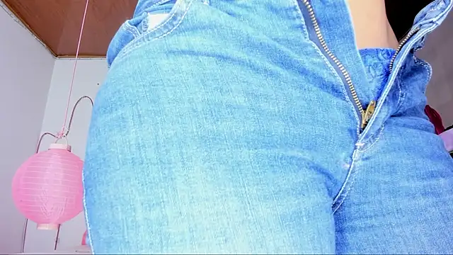 shannon kinne  online show from December 5, 1:16 am