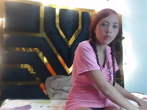 Snapshot of ZOE__BABY chatting on October 8, 1:04 pm ZOE  BABY online show from October 8, 1:04 pm