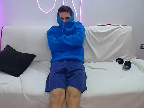 Snapshot of Brutal_dirty_sex2 chatting on October 11, 3:59 pm Brutal dirty sex2 online show from October 11, 3:59 pm