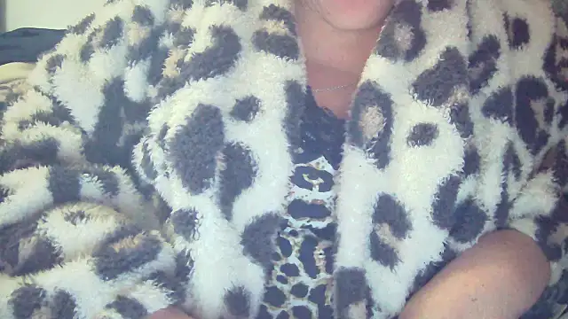 Playful MILF Demi online show from February 13, 10:55 pm