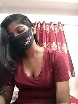 Queen-Any online show from October 24, 7:43 pm