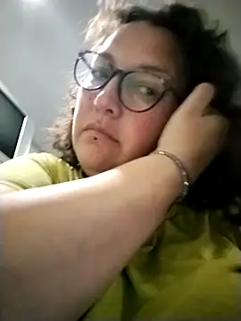 -saraqueen- online show from November 9, 5:14 am