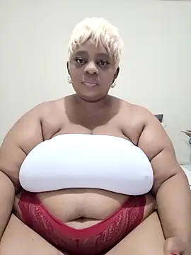Snapshot of BustyBoobsxXx999 chatting on October 23, 4:57 pm BustyBoobsxXx999 online show from October 23, 4:57 pm