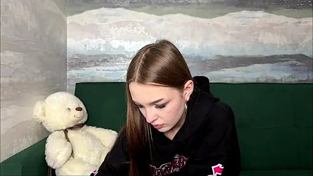 SunnySprinkle online show from November 5, 12:43 pm