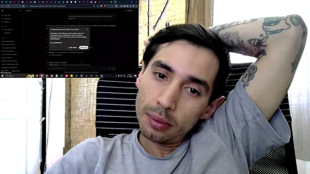 pequenouniverso69 online show from October 17, 4:21 pm