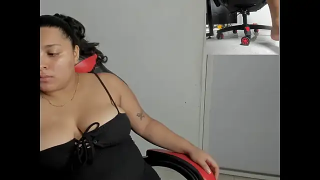 Baby Latin online show from December 19, 7:39 pm