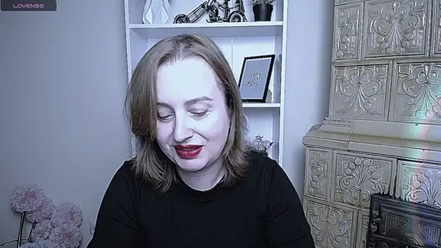 Snapshot of HelenFl chatting on October 22, 7:02 am HelenFl online show from October 22, 7:02 am