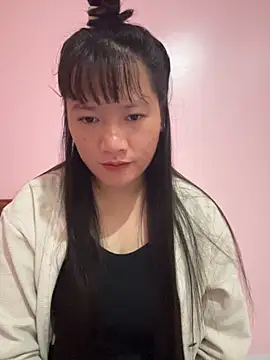 TrangNemo online show from November 24, 12:45 am