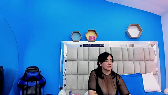 Snapshot of tania_reyes_ chatting on October 16, 3:31 am tania reyes  online show from October 16, 3:31 am