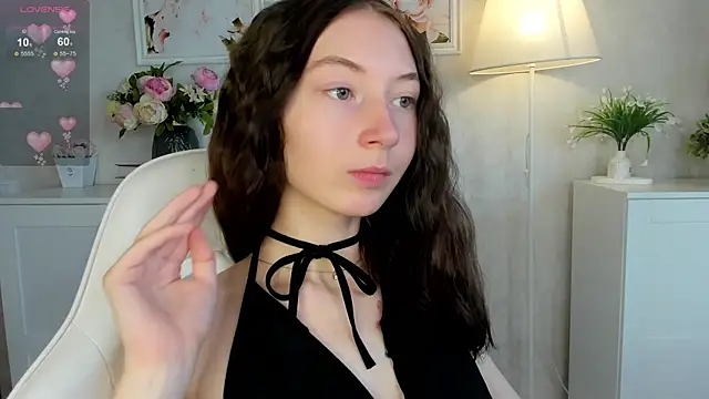 try love  online show from October 25, 8:55 am