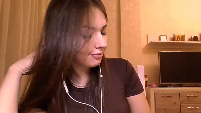 CeyaLier online show from November 13, 5:45 pm