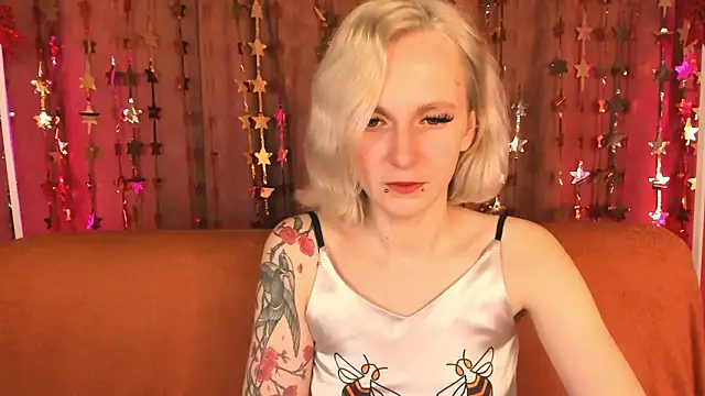 LikiLips online show from January 14, 1:32 am