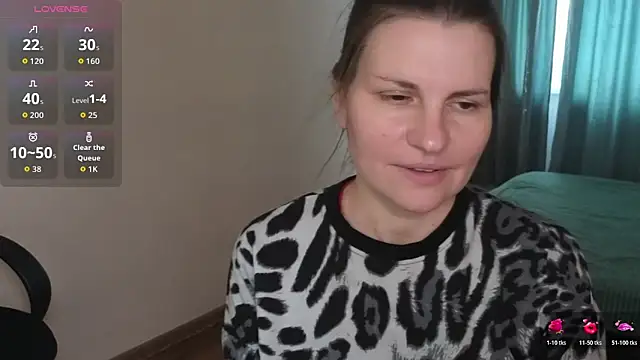 Snapshot of Mirabelle_Velvet chatting on November 21, 9:11 am Mirabelle Velvet online show from November 21, 9:11 am