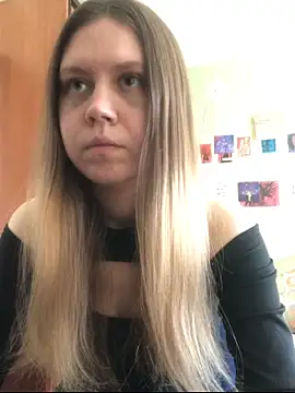 LunaVirelle online show from February 10, 9:56 am