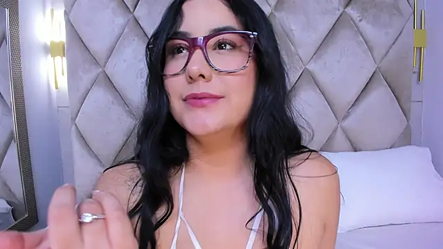 GabyParker  online show from December 15, 12:32 pm