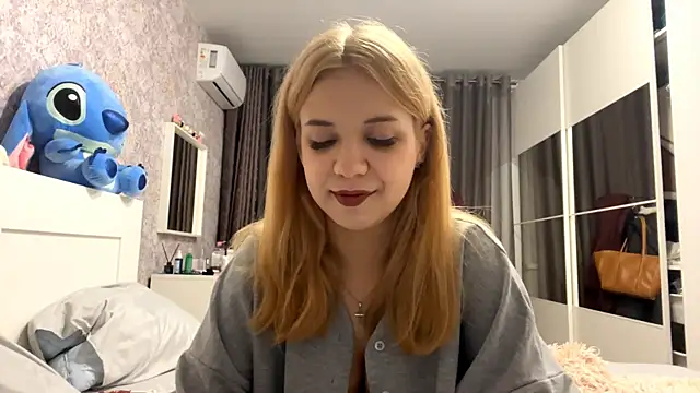 Snapshot of Randa_babygirl chatting on October 21, 9:30 pm Randa babygirl online show from October 21, 9:30 pm