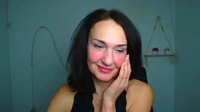 Rosie Rosee online show from February 22, 2:07 pm