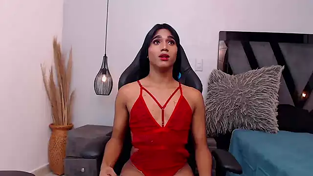 Snapshot of ThaliaMoon chatting on October 21, 8:57 pm ThaliaMoon online show from October 21, 8:57 pm