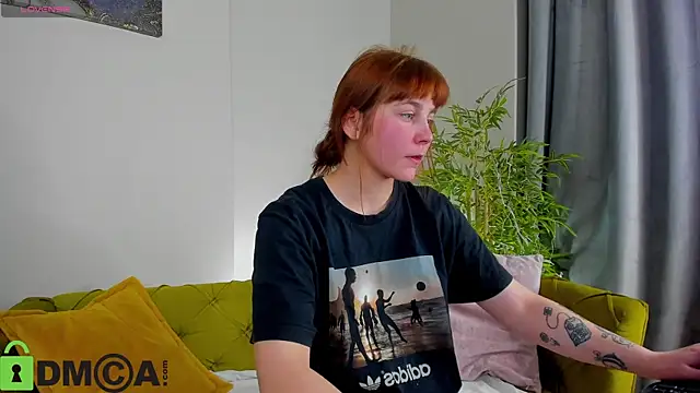 Rene Shine online show from November 30, 5:39 pm