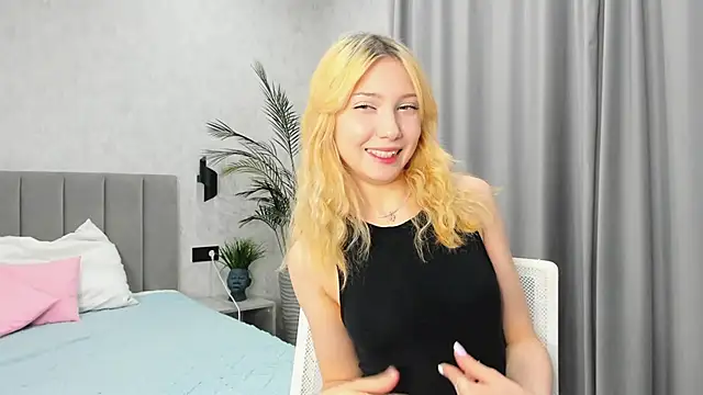 paradi see online show from January 15, 8:42 am