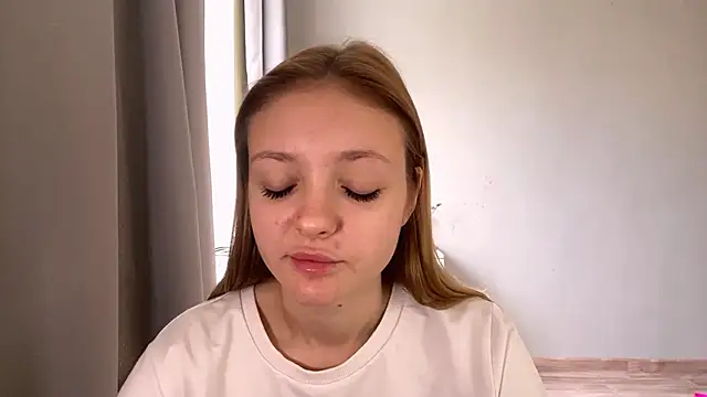  petaI online show from December 4, 7:10 am