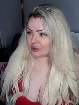 Sultress6969 online show from December 15, 6:46 pm