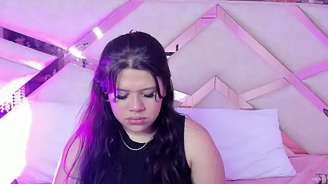 Snapshot of samy_green_ chatting on October 21, 7:07 pm samy green online show from October 21, 7:07 pm