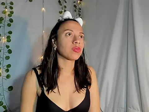 Perla Jonhson Rs online show from October 27, 2:23 pm