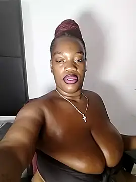 SweetBedroomEyez online show from February 7, 8:45 pm