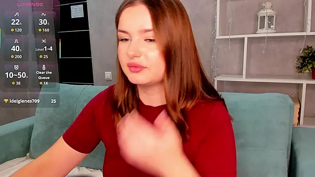 Maria Reiiden online show from October 15, 9:01 am