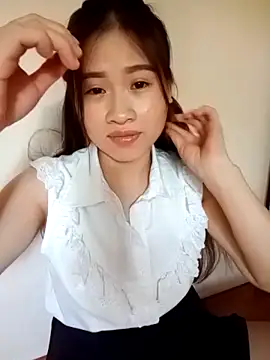 tuongvycute online show from October 22, 7:02 am