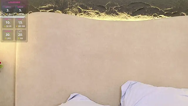 AmyCarammel online show from November 4, 2:22 pm