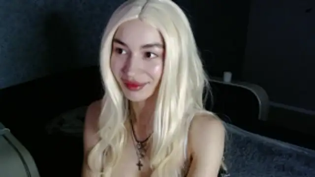 Daphne Darkthorn online show from November 29, 8:24 pm