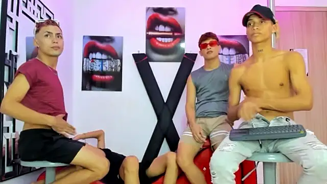 EMPIRE BOYS1 online show from October 23, 7:31 pm