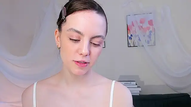 sweet and flirt online show from February 1, 7:07 am