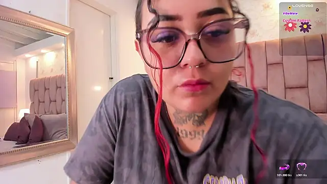 atennea diiossa online show from December 16, 11:38 am