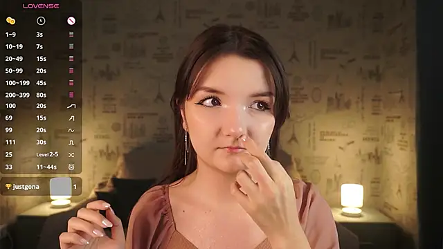  Cute World  online show from November 7, 9:20 pm