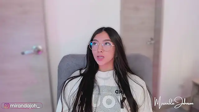 MirandaJohnson  online show from October 17, 1:25 pm