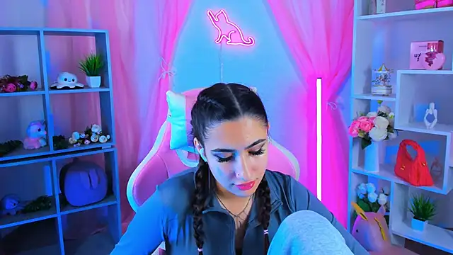 Snapshot of RebeckaThornton chatting on October 30, 9:44 am RebeckaThornton online show from October 30, 9:44 am