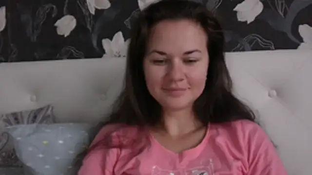 GiaaCaranggi online show from October 27, 7:04 am