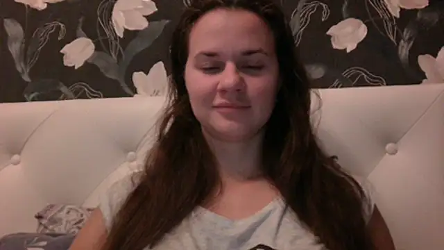 GiaaCaranggi online show from November 21, 8:55 pm