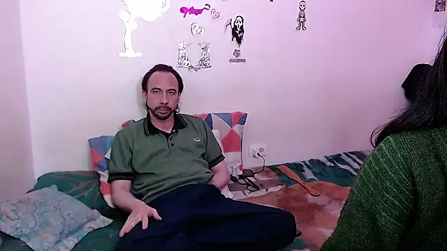 Snapshot of Isis_Robert chatting on November 4, 10:59 pm Isis Robert online show from November 4, 10:59 pm