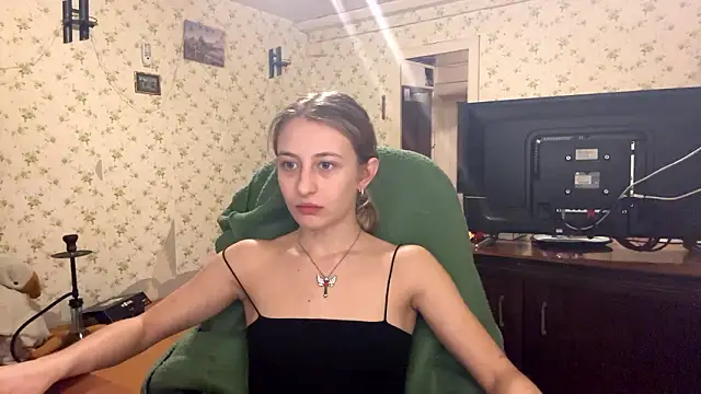 AmeliLia online show from March 2, 3:52 pm