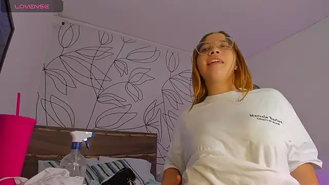 merida 06 online show from November 16, 7:58 pm