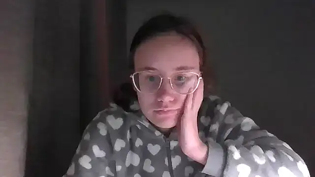 LuckySLove online show from January 6, 6:55 pm