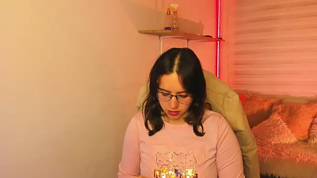 Emily Lindey online show from November 10, 3:45 am